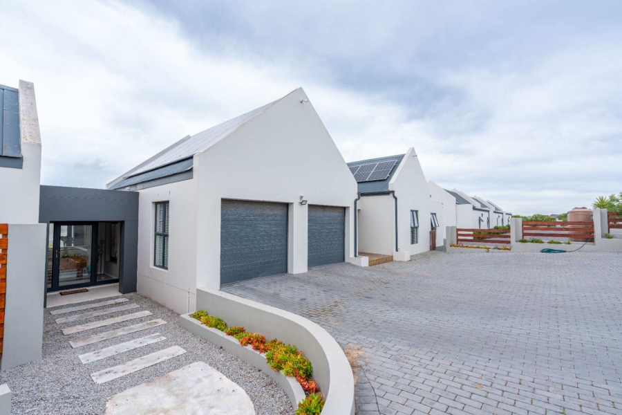 9 Bedroom Property for Sale in Oliphantskop Western Cape